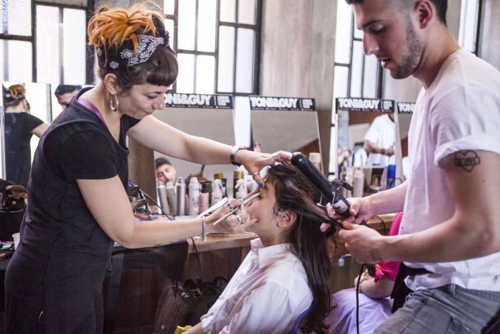 L'hairstyling e il make-up sono stati offerti da Toni&Guy e L'Oreal