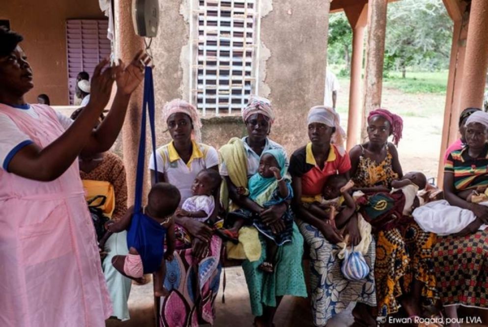 Le mamme imparano a controllare da sé la salute dei figli