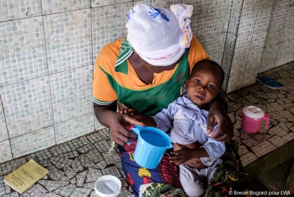 In Burkina Faso c'è appena un medico ogni 20mila persone e un letto di ospedale ogni 2.500 persone.