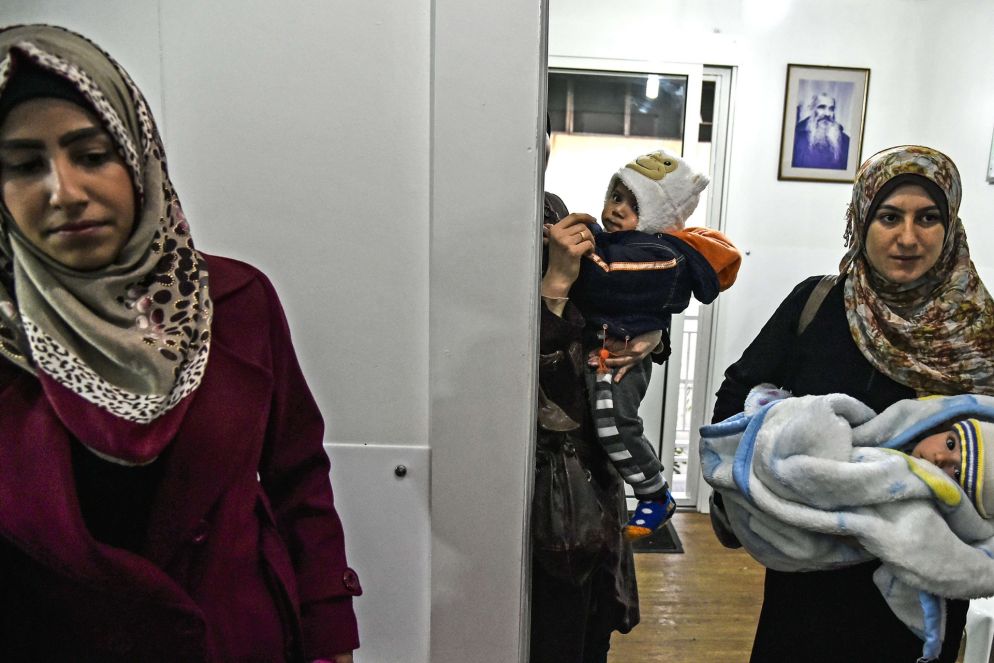 Le suore del Buon Pastore, grazie alla collaborazione dell’Imc e dell’ospedale Hotel de Dieu, assicurano un servizio sanitario di base: pediatria, ginecologia, medicina generale, dermatologia e cardiologia. -The Good Shepherd sisters, thanks to the collaboration of Imc and local Hospital de Dieu, ensure quality medical consultations in different specialties: pediatrics, gynecology, dermatological and cardiology.