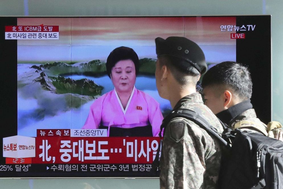 L'annuncio ufficiale sulla televisione nordcoreana: «Siamo una potenza nucleare» (Ansa)
