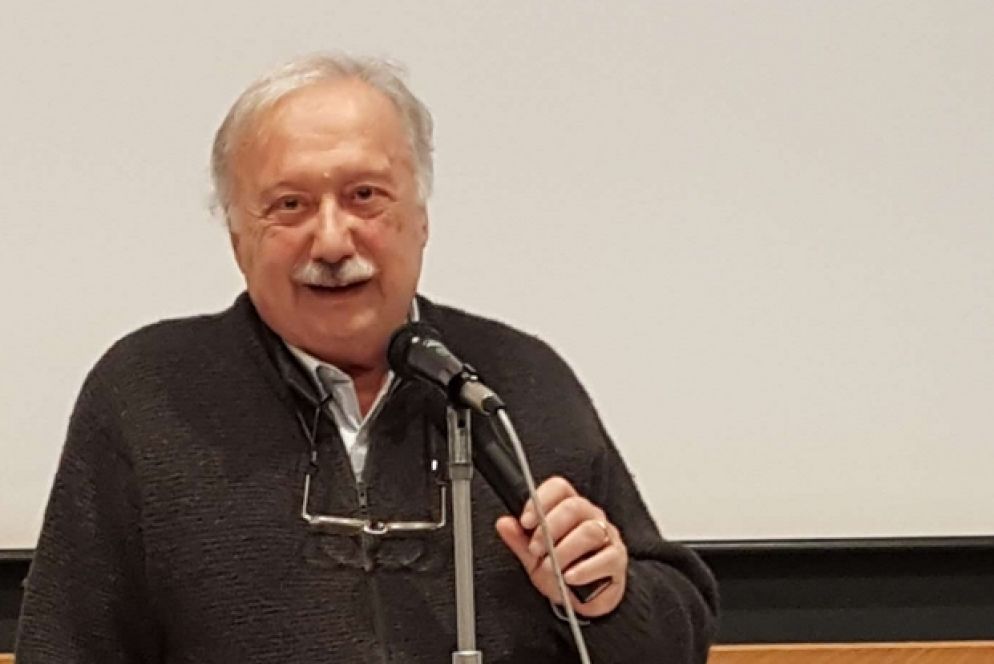 Gianni Minà presenta il documentario presso la Rivista Missionari Consolata di Torino (foto Angela Calvini)