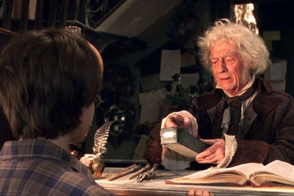 John Hurt è stato anche Garrick Olivander nella saga di Harry Potter