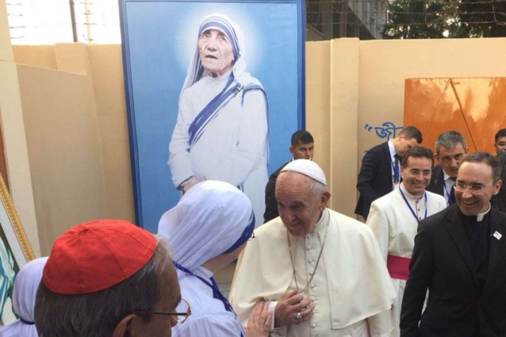 Papa Francesco visita la “Casa Madre Teresa” in Tejgaon, in Bangladesh