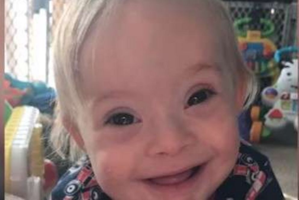 Il piccolo Lucas in una foto tratta da internet