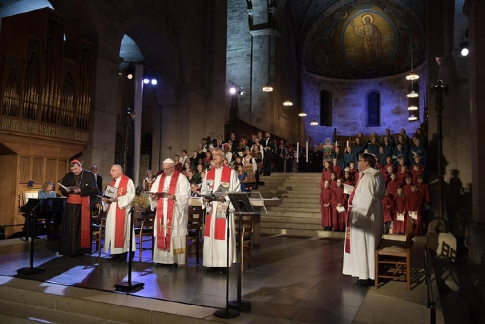 Celebrazione ecumenica durante la visita del Papa a Lund (L'Osservatore Romano)