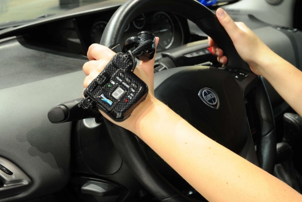 Uno dei sistemi tecnologici di ausilio alla guida per chi ha menomazioni fisiche