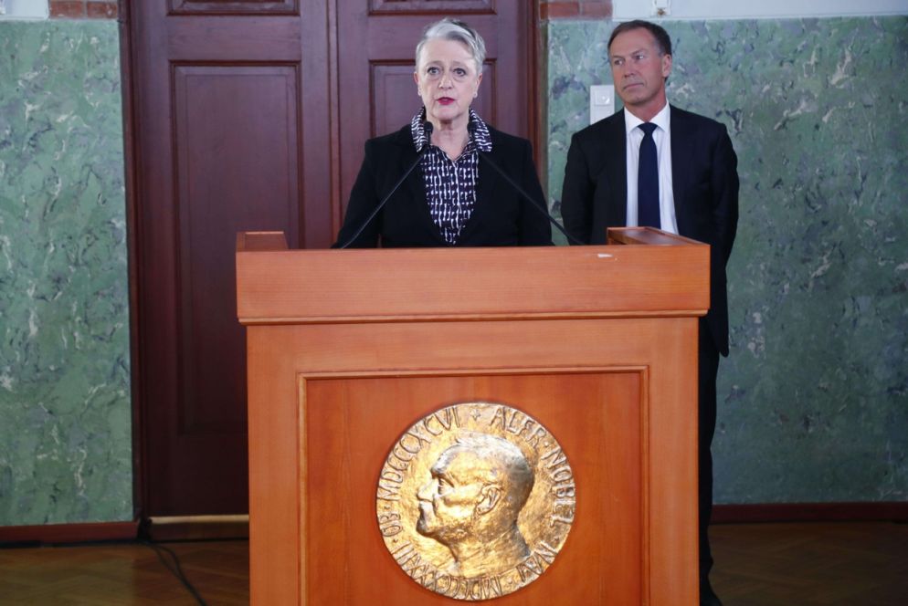 L'annuncio della presidente del Comitato del Nobel norvegese, Berit Reiss-Andersen (Ansa)