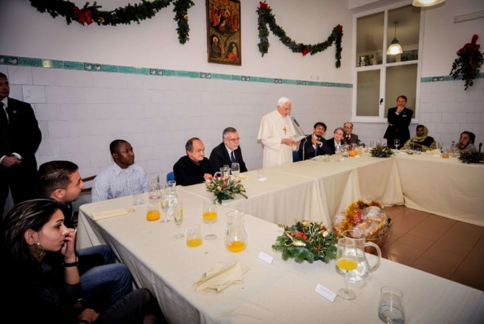 L'incontro della Comunità di Sant'Egidio con Benedetto XVI (foto archivio Sant'Egidio)