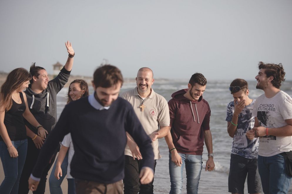 Spot tv sul sostentamento del clero del 2016 (Foto di Scena Giorgia Benazzo CEI)