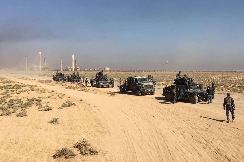 Dei blindati di Baghdad entrano nei campi petroliferi di Kirkuk (Reuters)