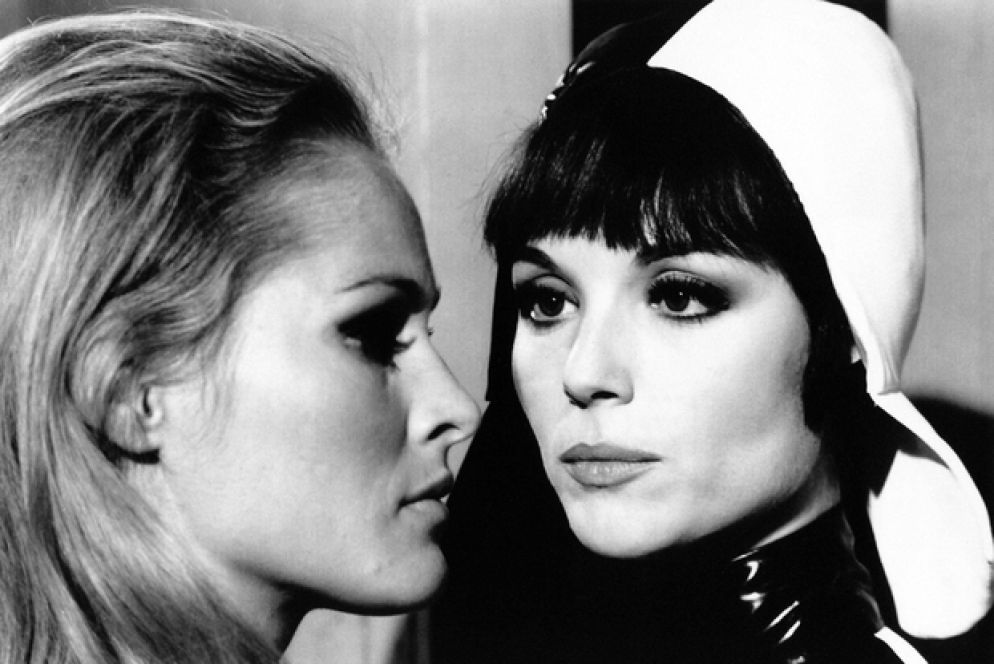 Elsa Martinelli nel film di Elio Petri "La decima vittima"