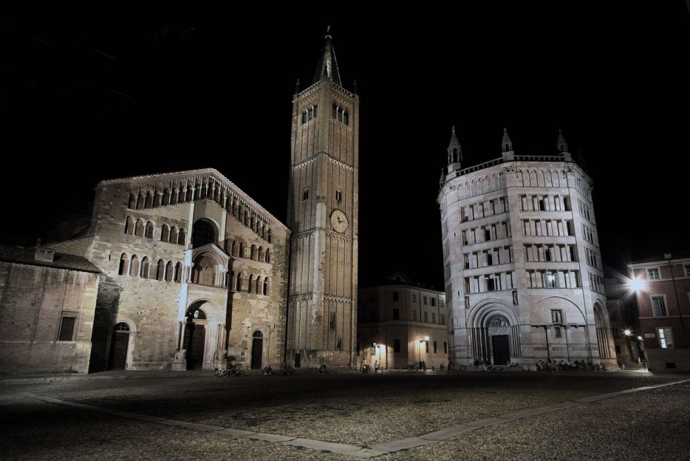 La piazza del Duomo a Param (Filippo Aneli/CreativeCommons)