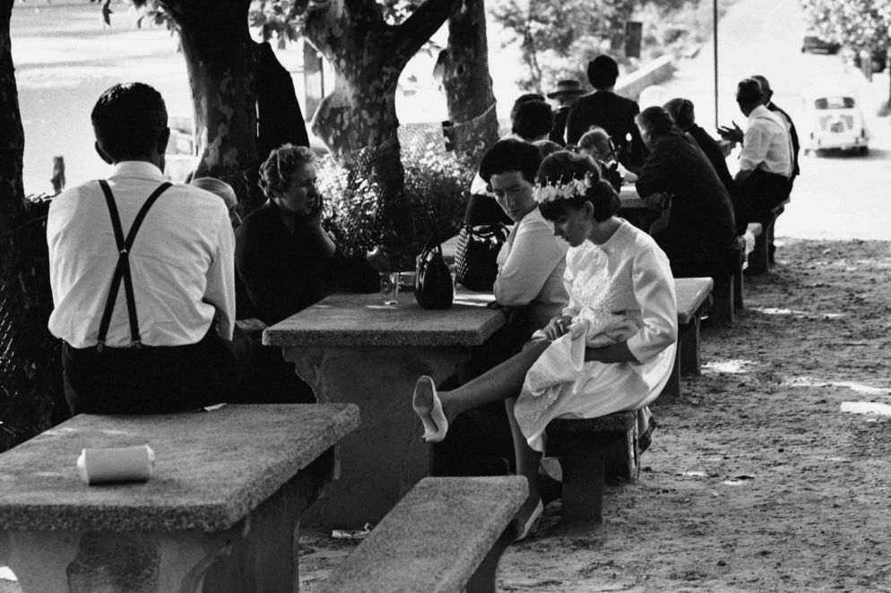 Una sposa a Villa d’Adda, 1965 (© Pepi Merisio)