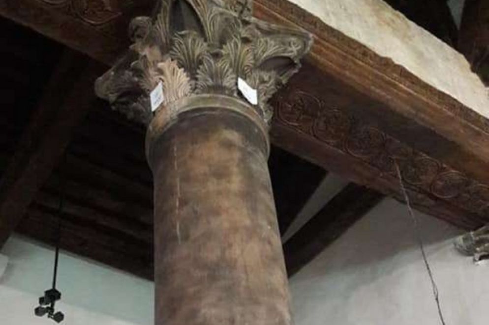 Il capitello di una colonna