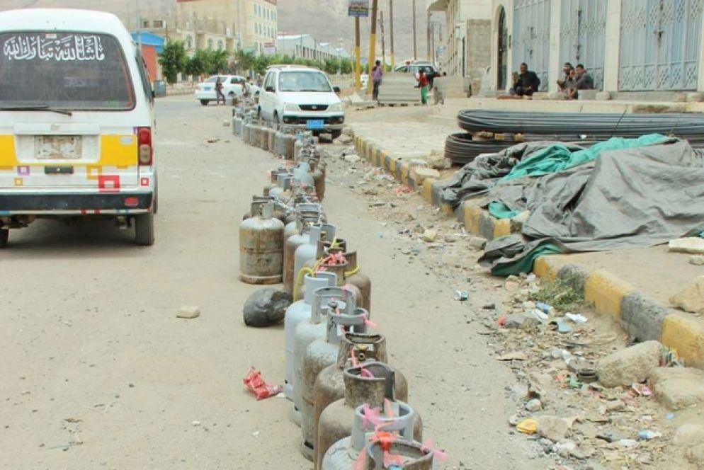 Bombole gas vuote (Hind Aleryani/Oxfam)