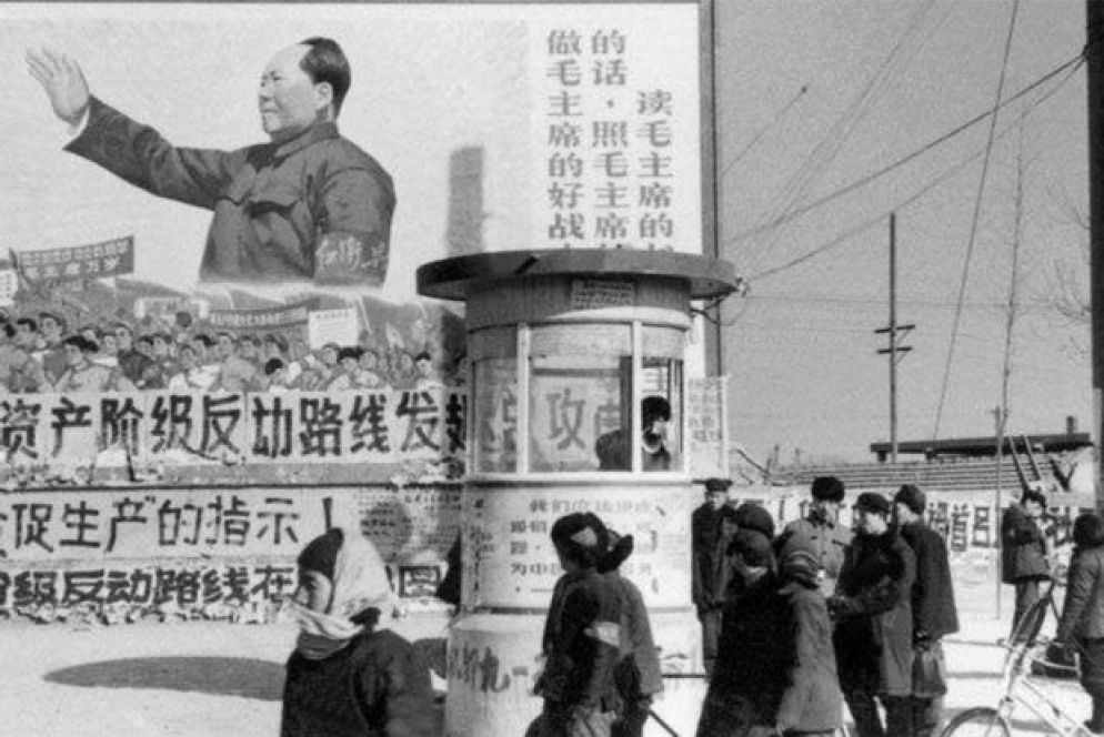 L'immagine di Mao campeggia in una strada di Pechino