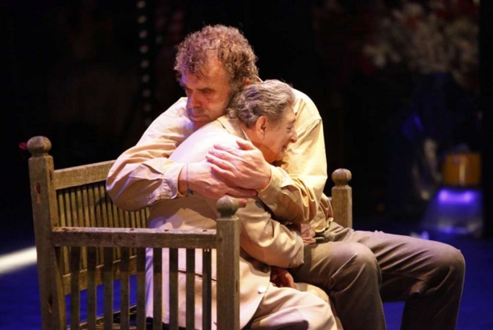 Pippo Delbono e il suo attore icona Bobò (foto Luca Del Pia)