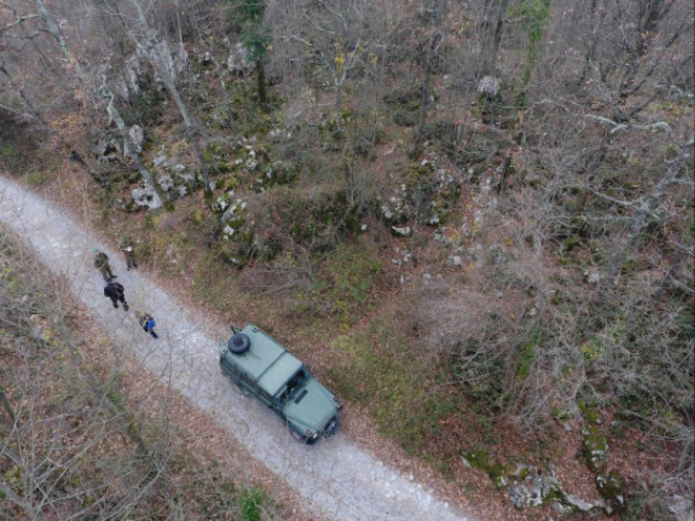 Veduta aerea delle ricerche a Castua nel bosco di Loza