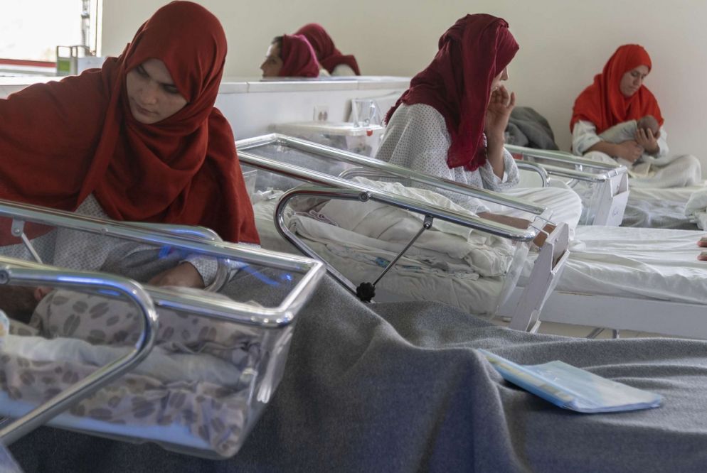 Donne con i loro bambini (Emergency/Carlotta Marucci)