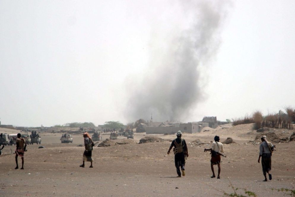 Truppe e miliziani della coalizione saudita avanzano nella provincia di Hodeidah (Ansa)