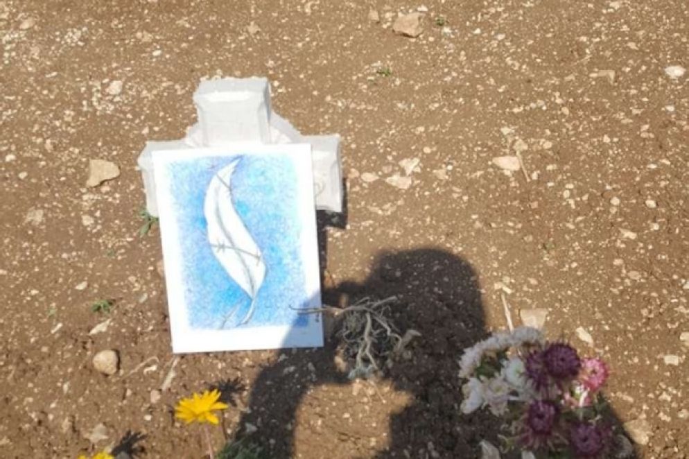 La tomba del migrante morto