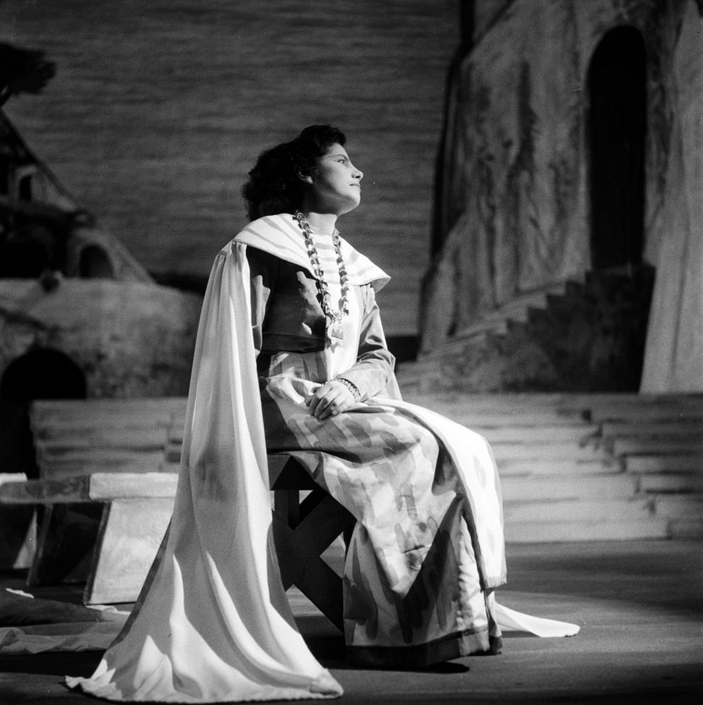 Luisa Mandelli in "La fiamma" alla Scala (foto archivio Teatro alla Scala)