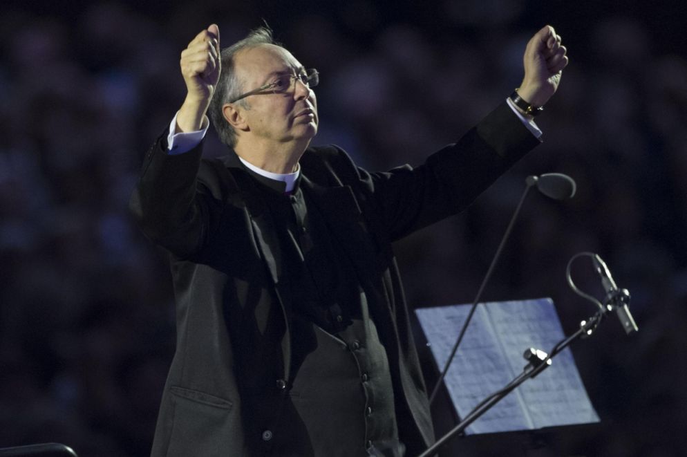 Monsignor Marco Frisina, compositore di musica sacra e direttore del Coro della diocesi di Roma