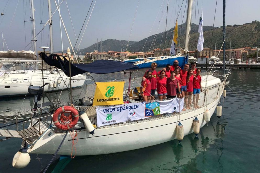 Campania, la Goletta Verde di Legambiente