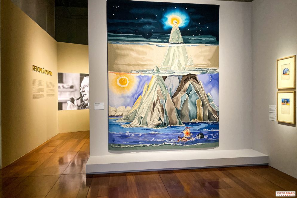 Una sala della mostra di Tolkien alla BNF di Parigi