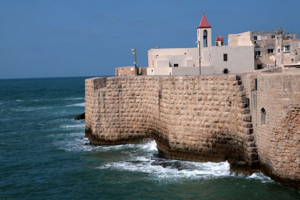Le mura esterne dell'antica Acri (foto Compagnia per lo Sviluppo della Città vecchia di Acri) - FOTO DI MARIO BOCCIA ©