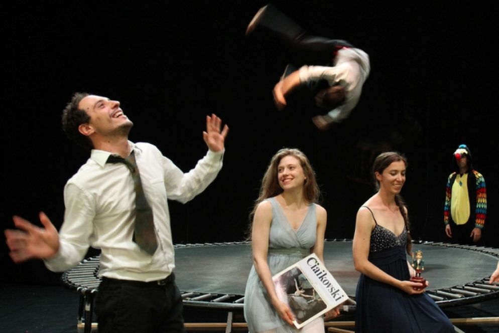 Lo spettacolo “Lo schiaccianoci” di Tommaso Monza e Claudia Rossi