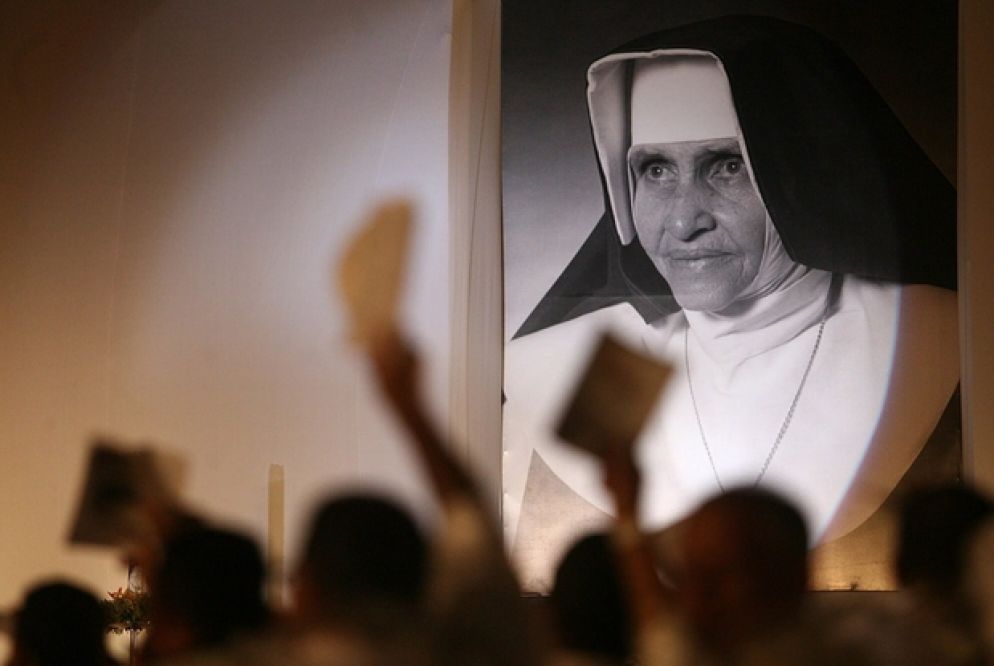 La beatificazione di Dulce Lopes Pontes