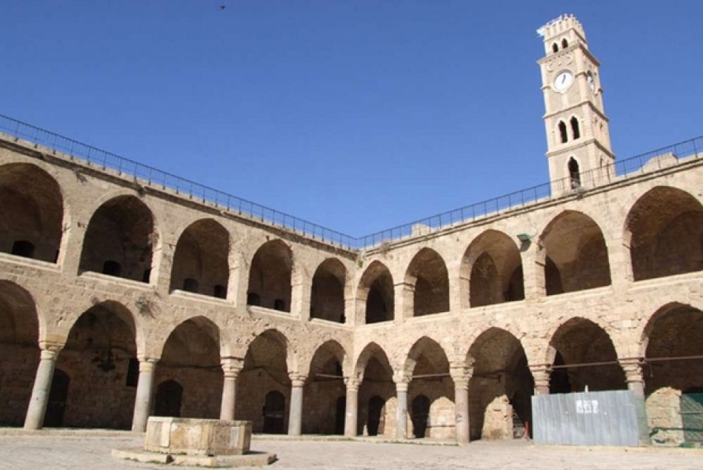 Il Khan Al-Umdan, esempio di architettura ottomana ad Akko