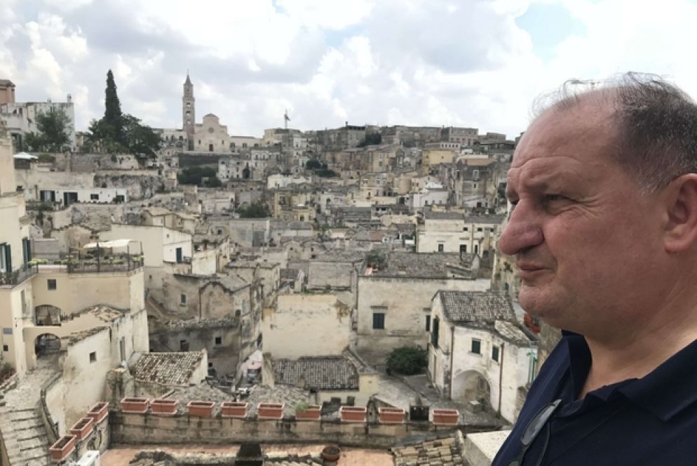 Monsignor Filippo Lombardi ai Sassi di Matera