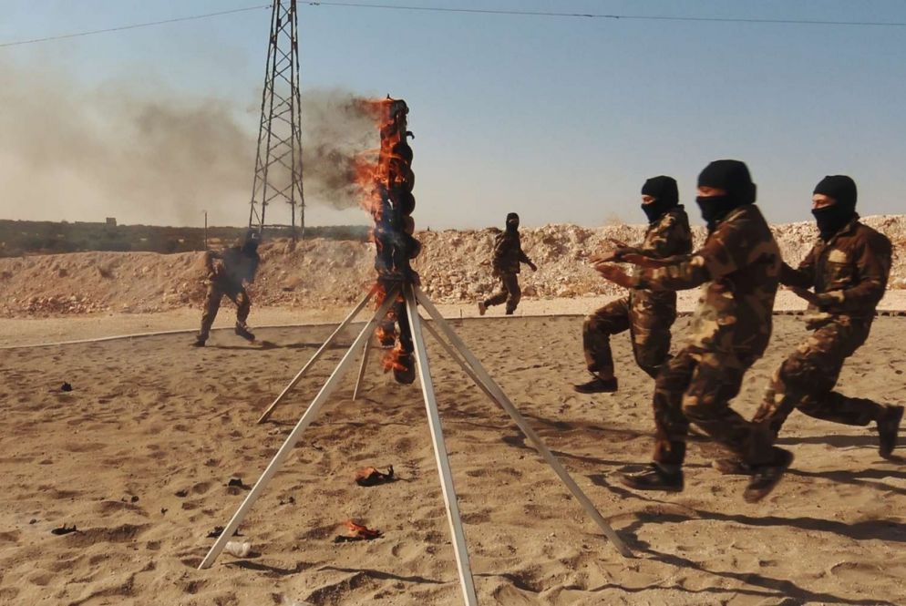 Una scena di "Of Fathers and Sons" di Talal Derki