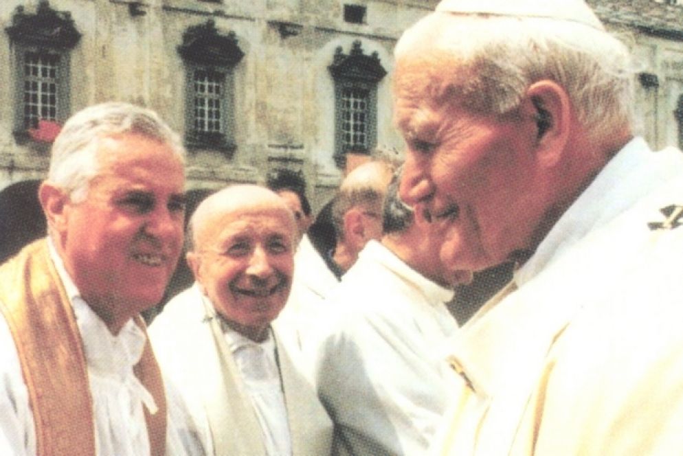 Don Boschetti con Giovanni Paolo II