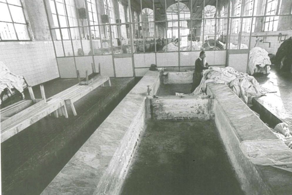 Una immagine d'epoca della Lavanderia a vapore del manicomio di Collegno (Torino)