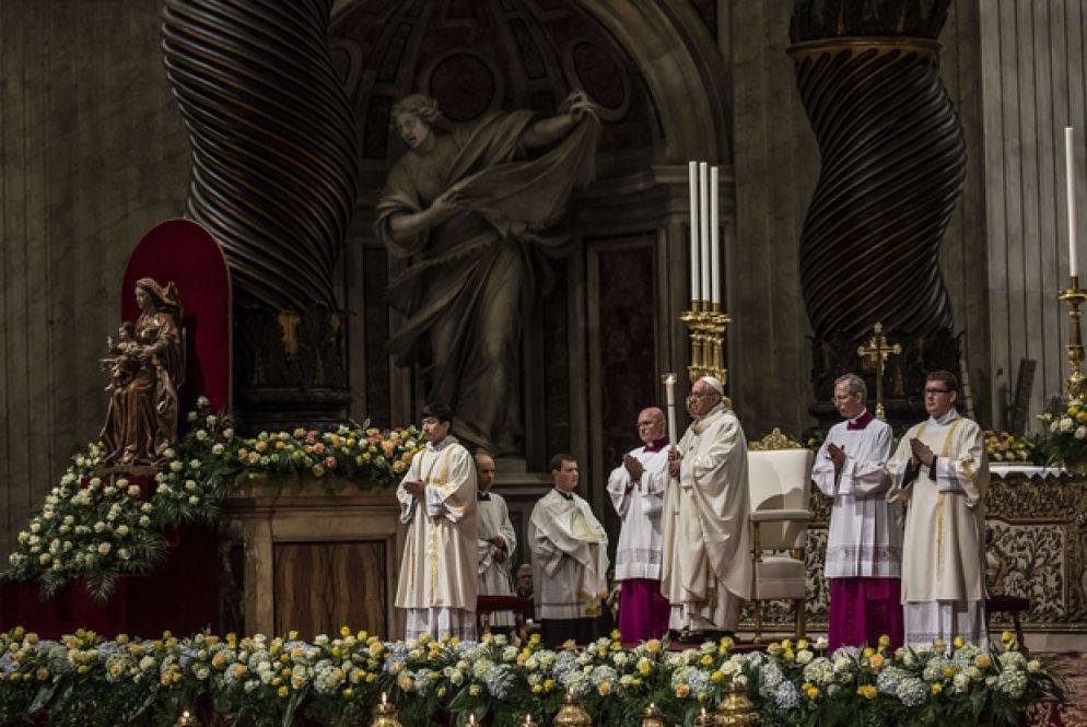 Un'immagine della celebrazione in San Pietro (Siciliani)