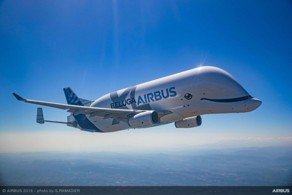 Il BelugaXl in volo: lanciato nel novembre del 2014 ha completato 200 voli di prova per 700 ore totali di volo prima di entrare in servizio