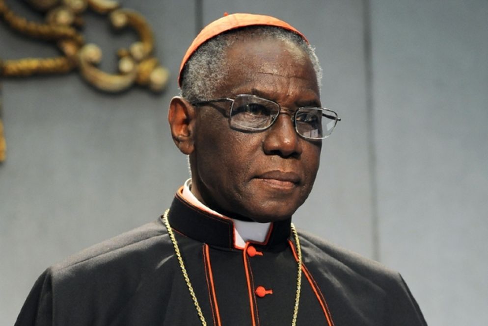 Il cardinale Robert Sarah, prefetto della Congregazione per il culto divino e la disciplina dei sacramenti - Siciliani
