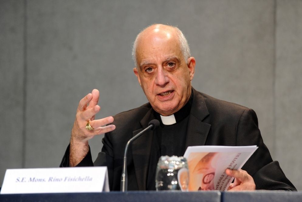 l’arcivescovo Fisichella - Siciliani