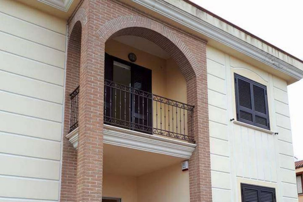 Una della ville confiscate alla camorra a Casal di Principe - Antonio Maria Mira