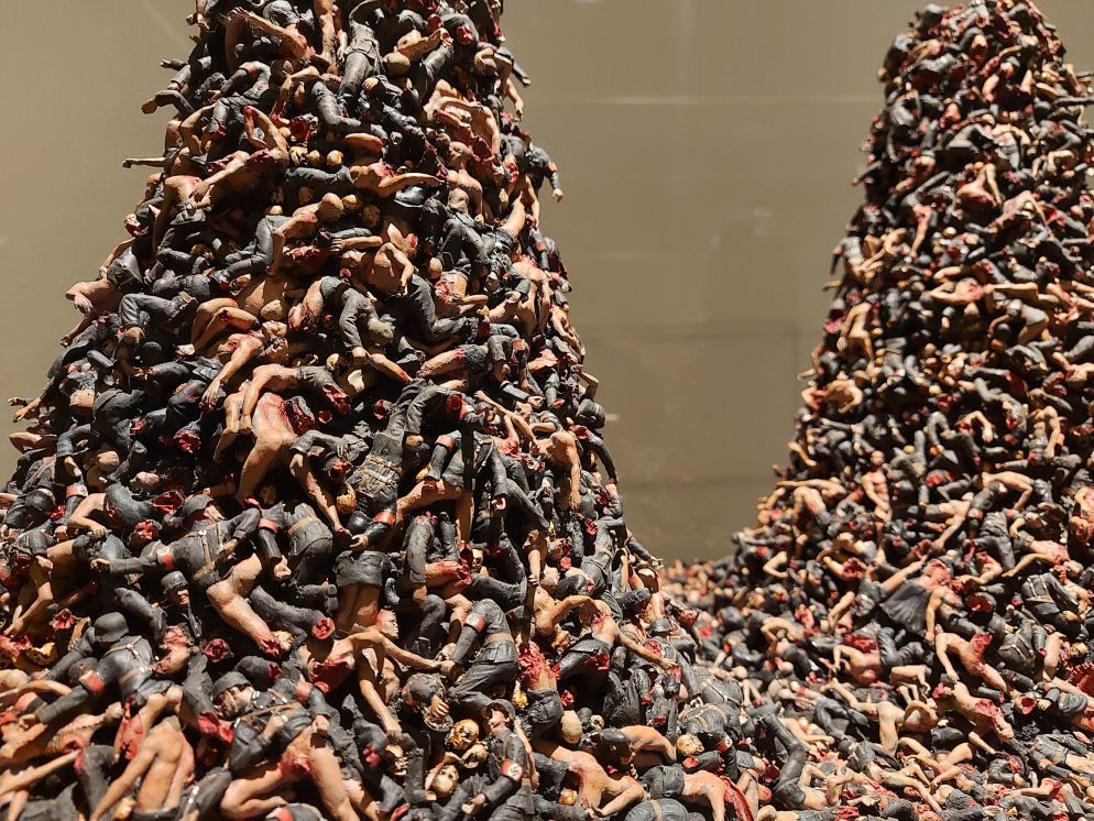 Jake e Dinos Chapman, "Nein! Eleven" (2012-2013, particolare) - .