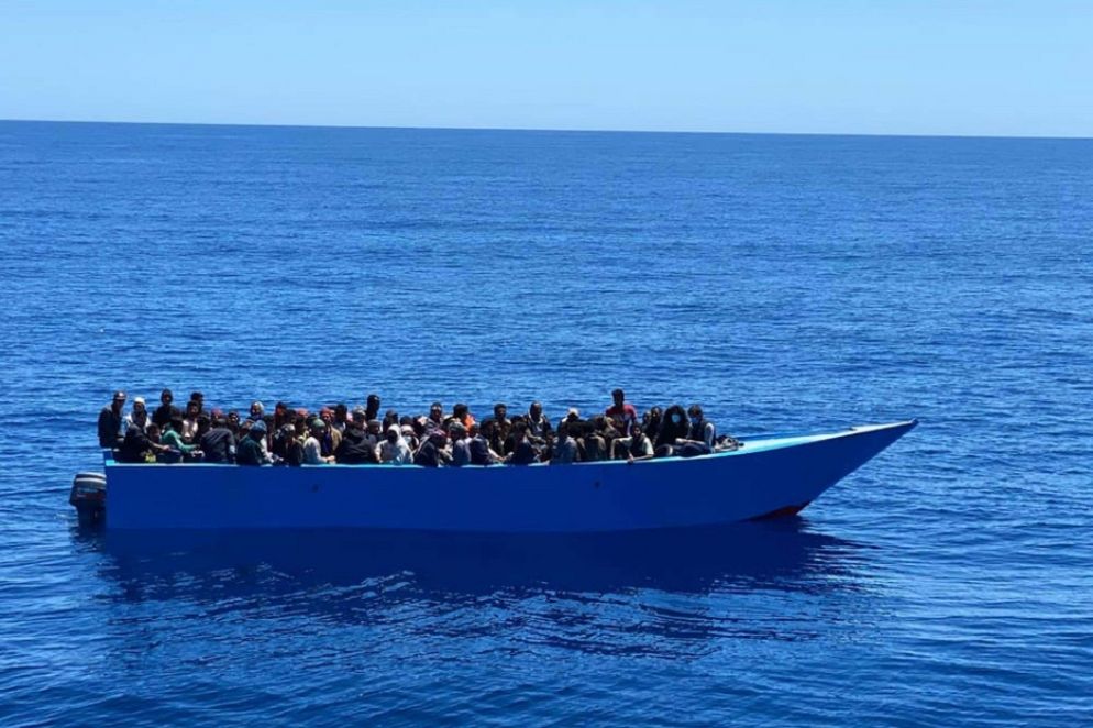 Una delle imbarcazioni approdate domenica a Lampedusa - Ansa