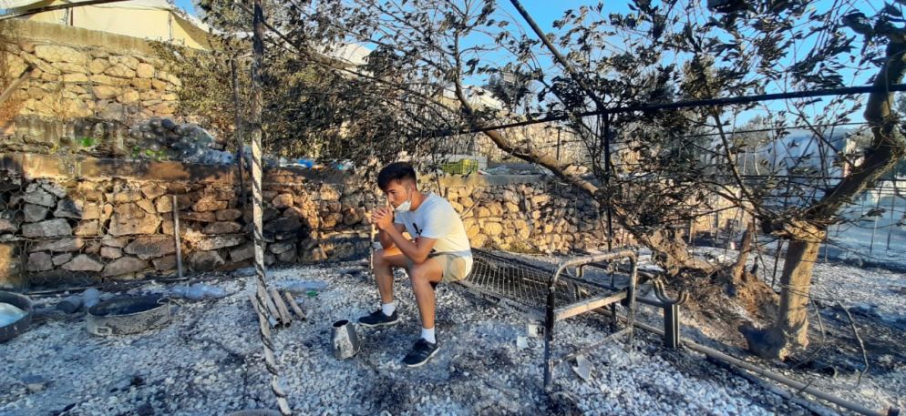 Distruzione nel campo di Moria