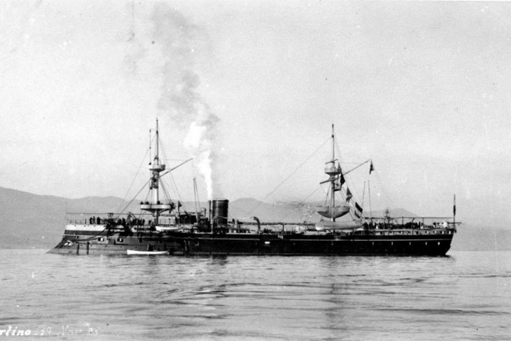 La Nave San Martino a bordo della quale Marconi effettuò gli esperimenti telegrafici nel 1897 - Foto Ufficio Storico Marina Militare