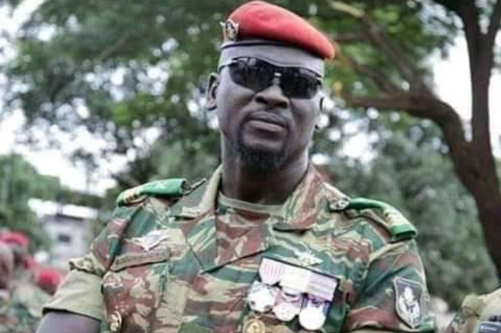 Il colonnello Mamady Doumbouya che ha preso il potere in Guinea Conakry