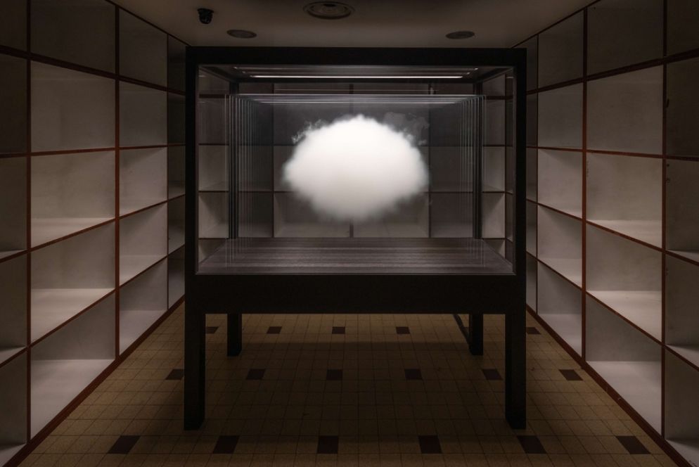 Leandro Erlich, “Champignon Collection de Nuages”, 2018. L’opera è esposta nella mostra “Nulla è perduto” dal 14 ottobre al 13 febbraio alla GAMeC di Bergamo - courtesy l’artista e Galleria Continua