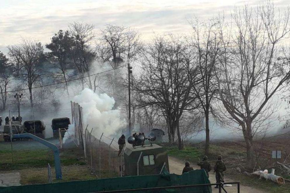 Tensione alla frontiera di Kastanies fra Turchia e Grecia per il respingimento dei profughi che vogliono entrare in Grecia - Credit: Forze Armate Grecia